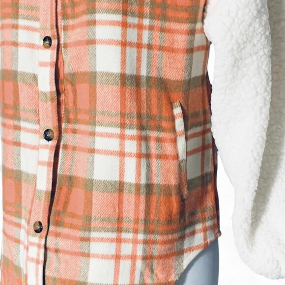 NWT Sherpa Sleeve Flannel Shacket Jacket Size S Orange White Plaid Western Boho - Picture 6 of 12